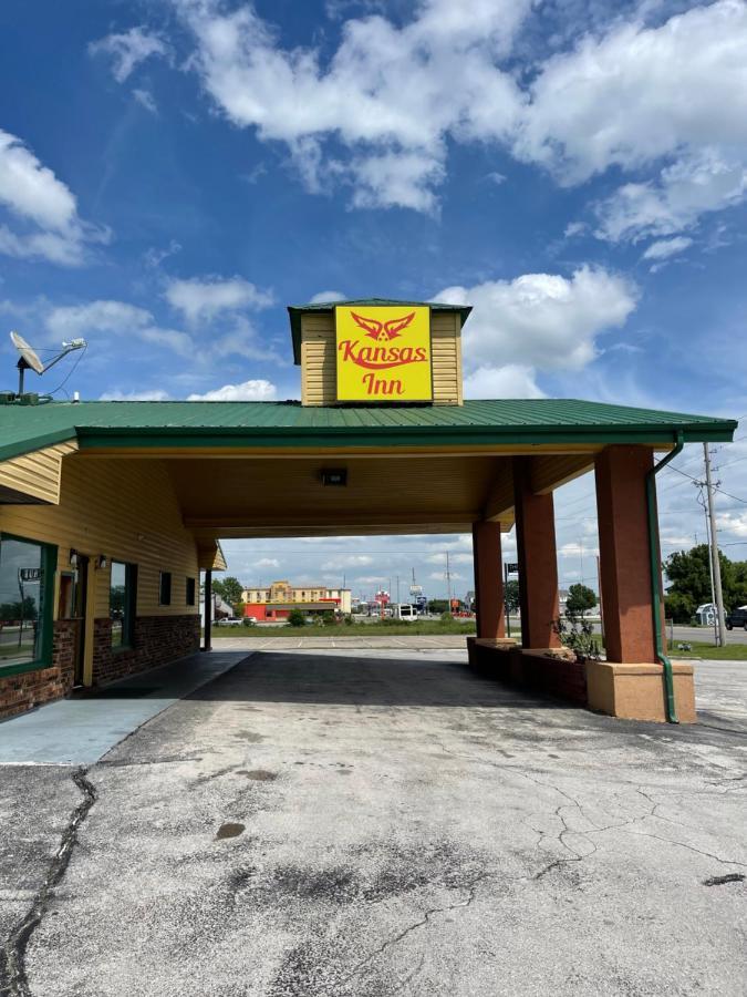 Kansas Inn Independence Eksteriør billede