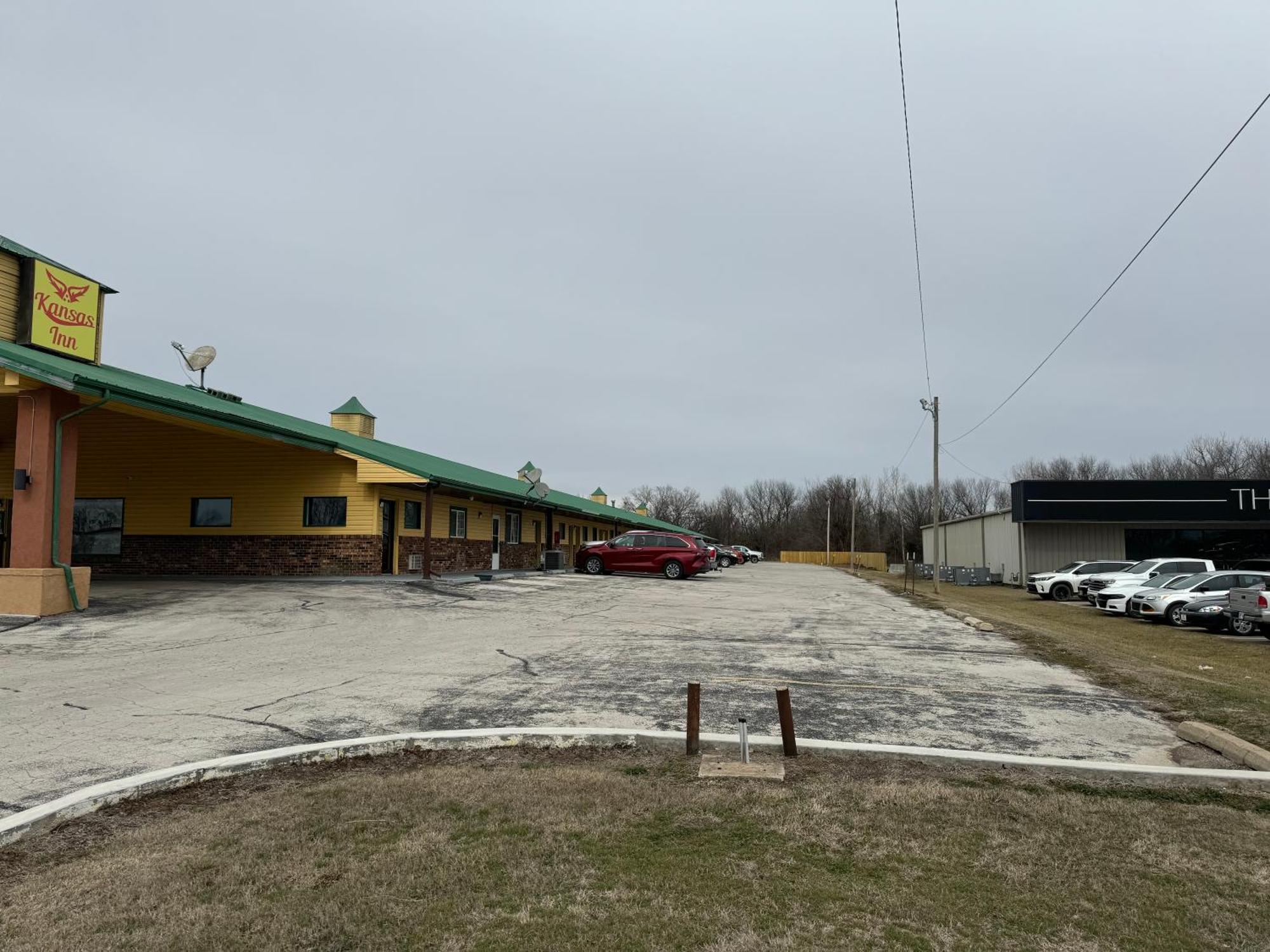 Kansas Inn Independence Eksteriør billede