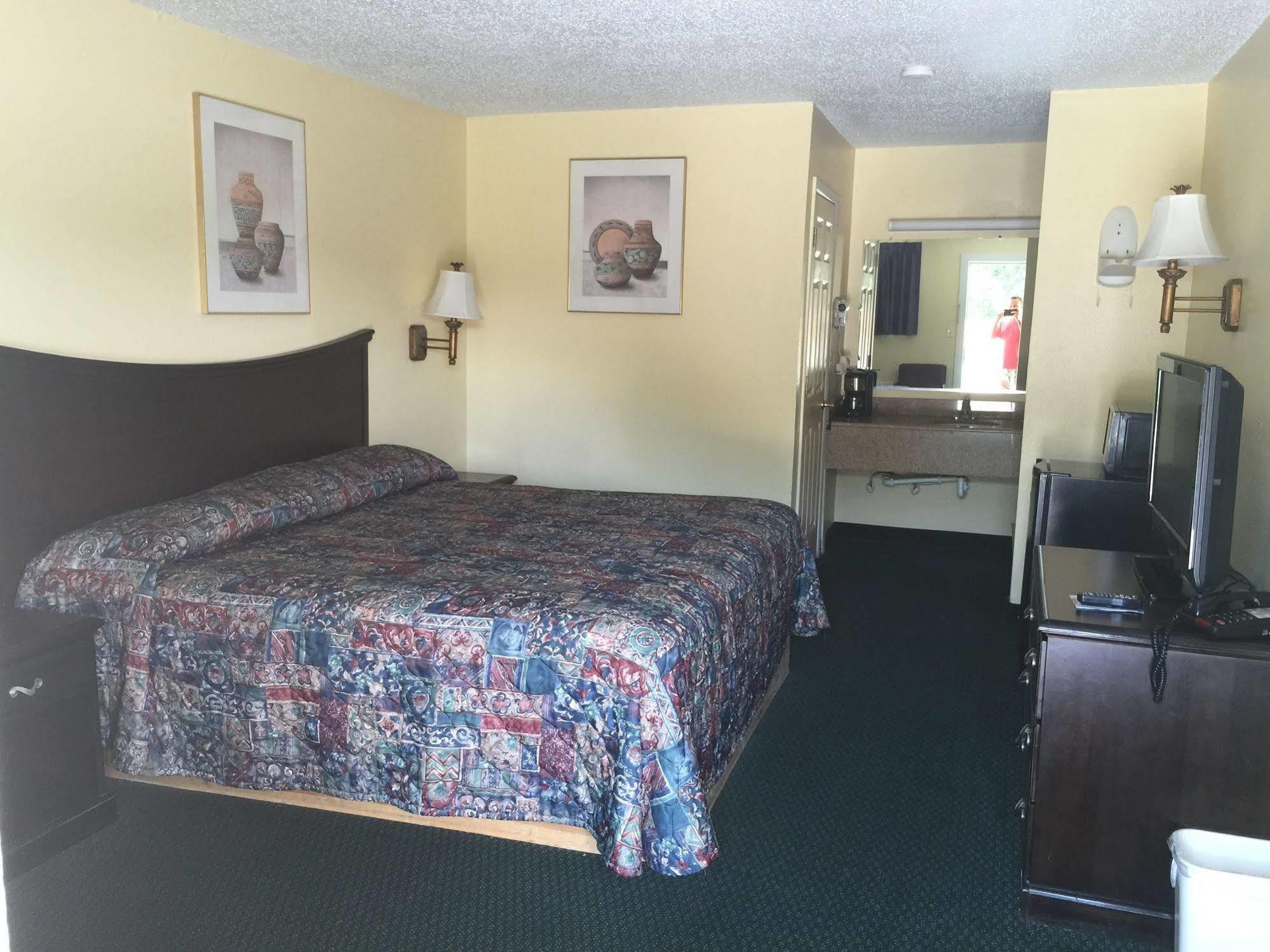 Kansas Inn Independence Eksteriør billede